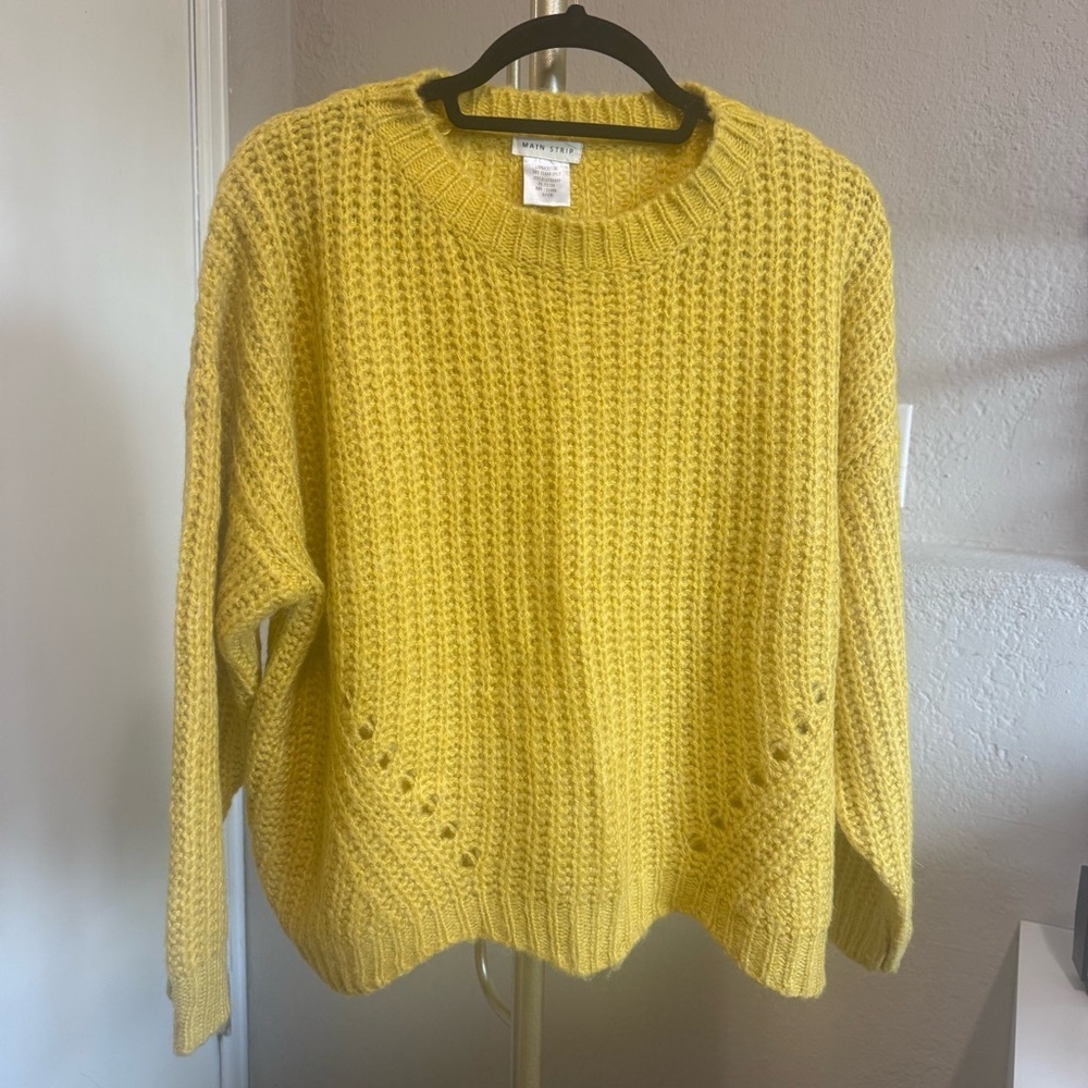 Main Strip Vibrant Yellow Boxy Knit Sweater Size Small